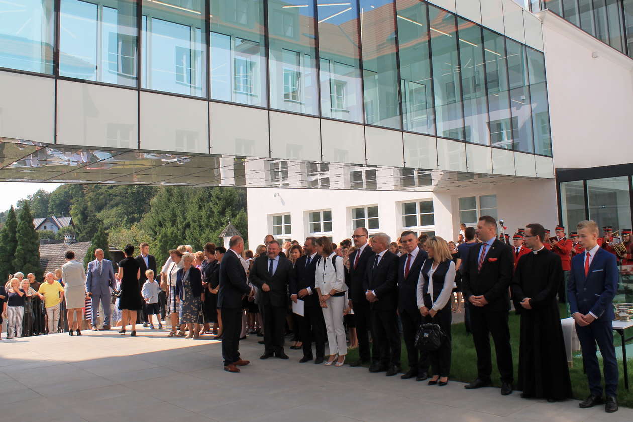  Wojewódzka inauguracja nowego roku szkolnego  (zdjęcie 19) - Autor: Radosław Szczęch