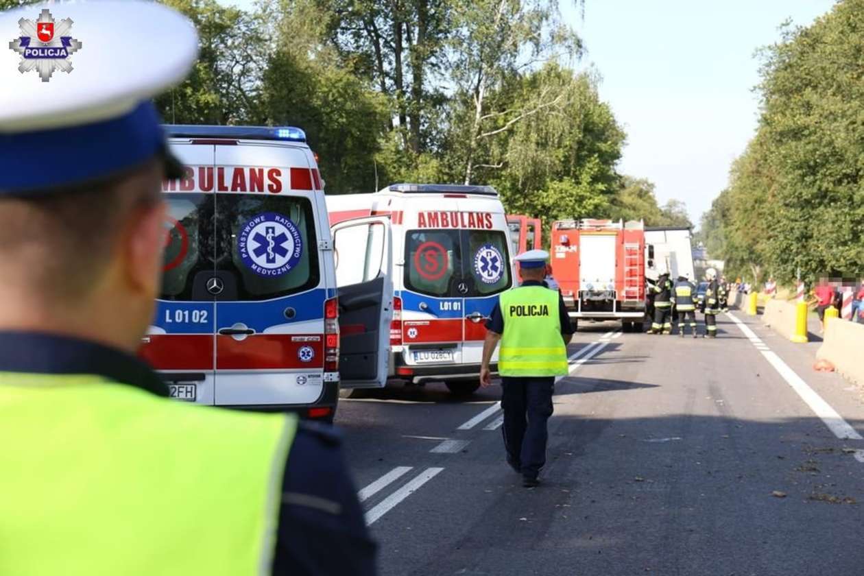 Śmiertelny wypadek w Garbowie (zdjęcie 18) - Autor: Policja