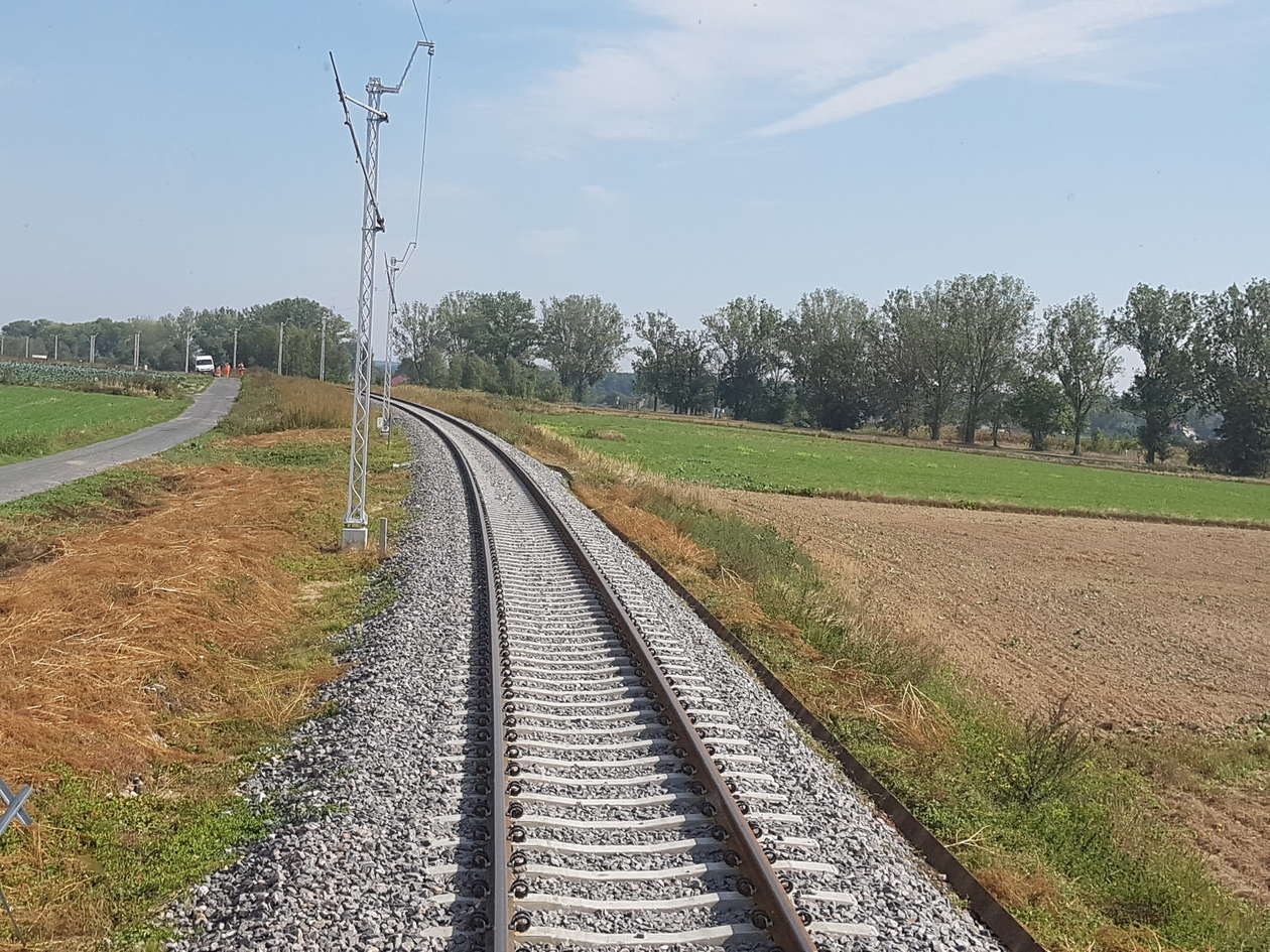  Trasa kolejowa Lublin - Kraśnik otwarta (zdjęcie 3) - Autor: PKP PLK
