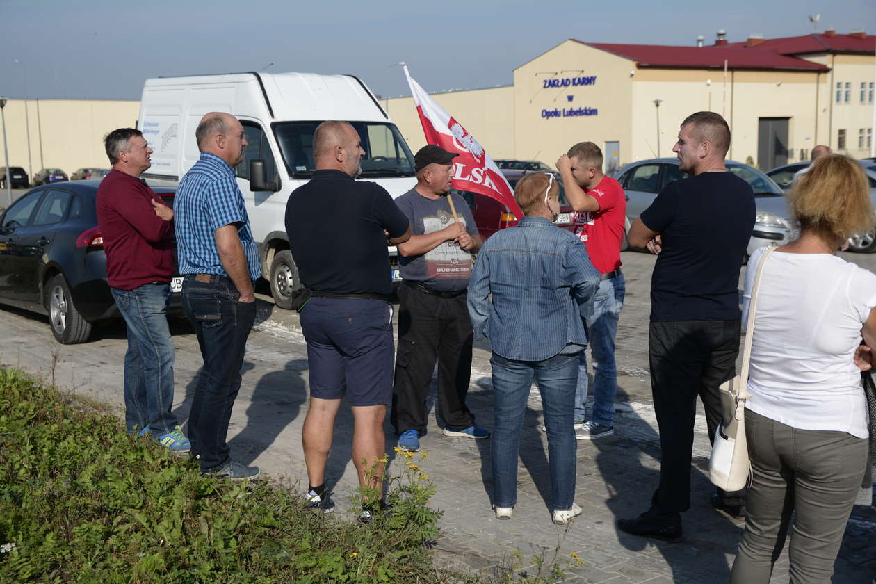  Protest rolników w Lubelskiem. Przyszli pod zakłady przetwórcze (zdjęcie 4) - Autor: Krzysztof Mazur