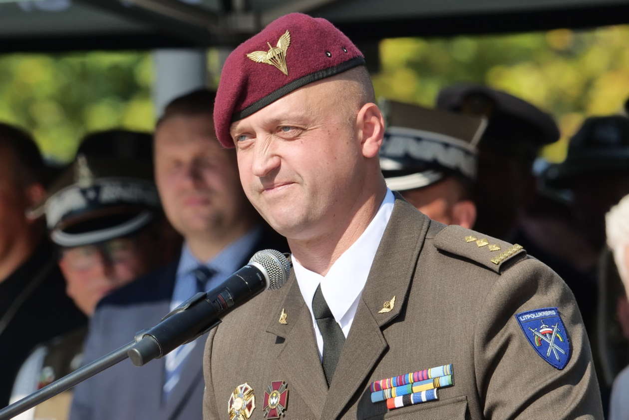  Nowy dowódca i nowy sztandar brygady wielonarodowej (zdjęcie 29) - Autor: Maciej Kaczanowski