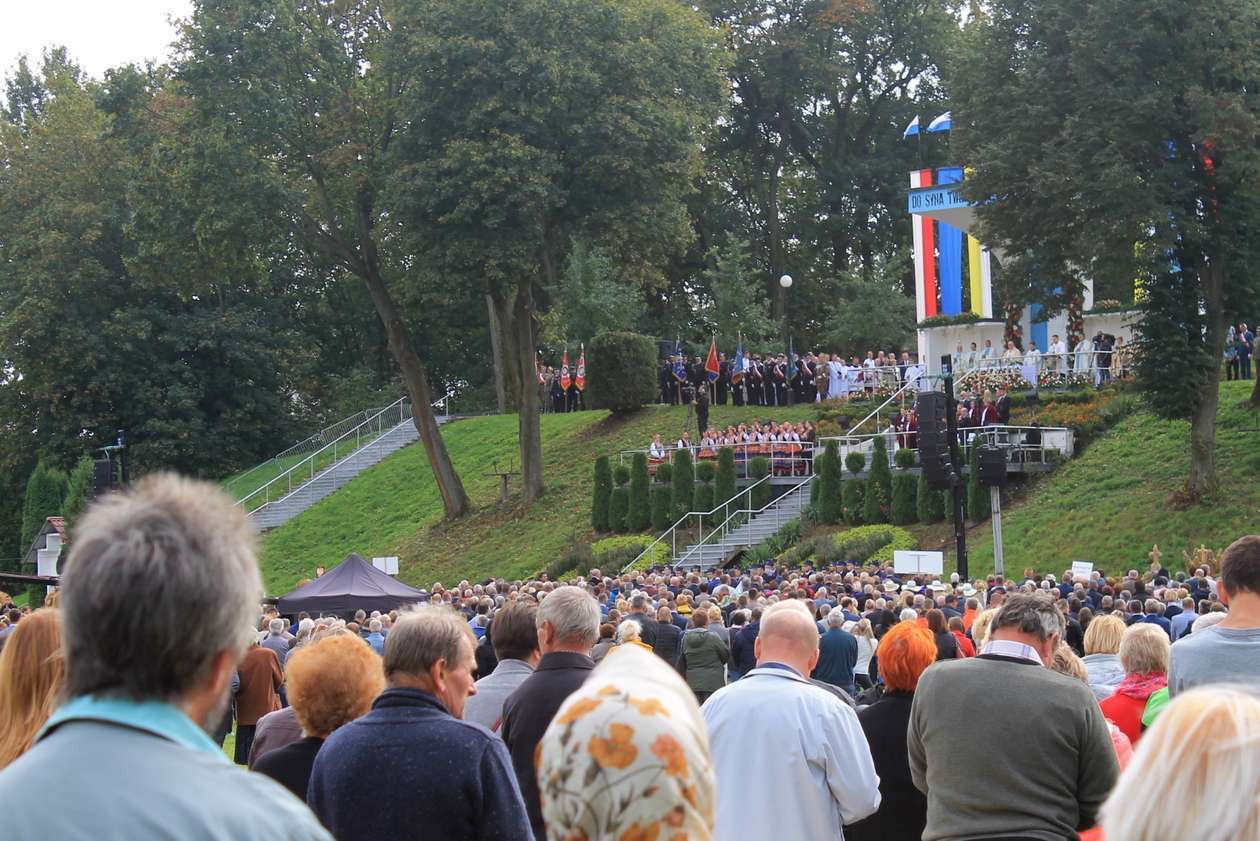  Morawiecki w Wąwolnicy, Wdzięczni Polskiej Wsi (zdjęcie 2) - Autor: Radosław Szczęch