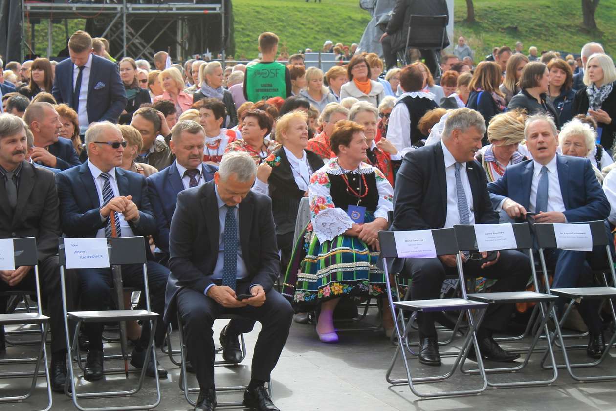  Morawiecki w Wąwolnicy, Wdzięczni Polskiej Wsi (zdjęcie 13) - Autor: Radosław Szczęch