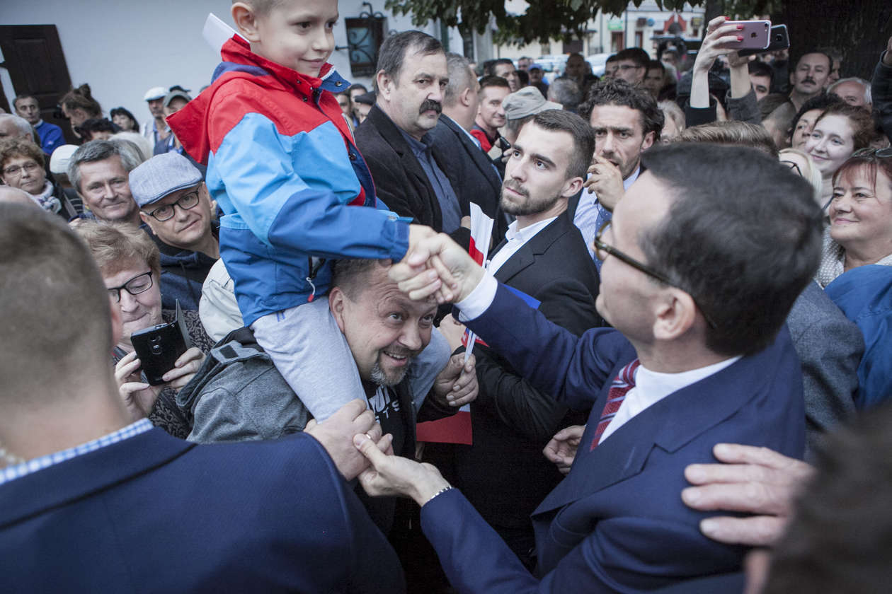  Premier Mateusz Morawiecki w Lubartowie (zdjęcie 22) - Autor: Jacek Szydłowski