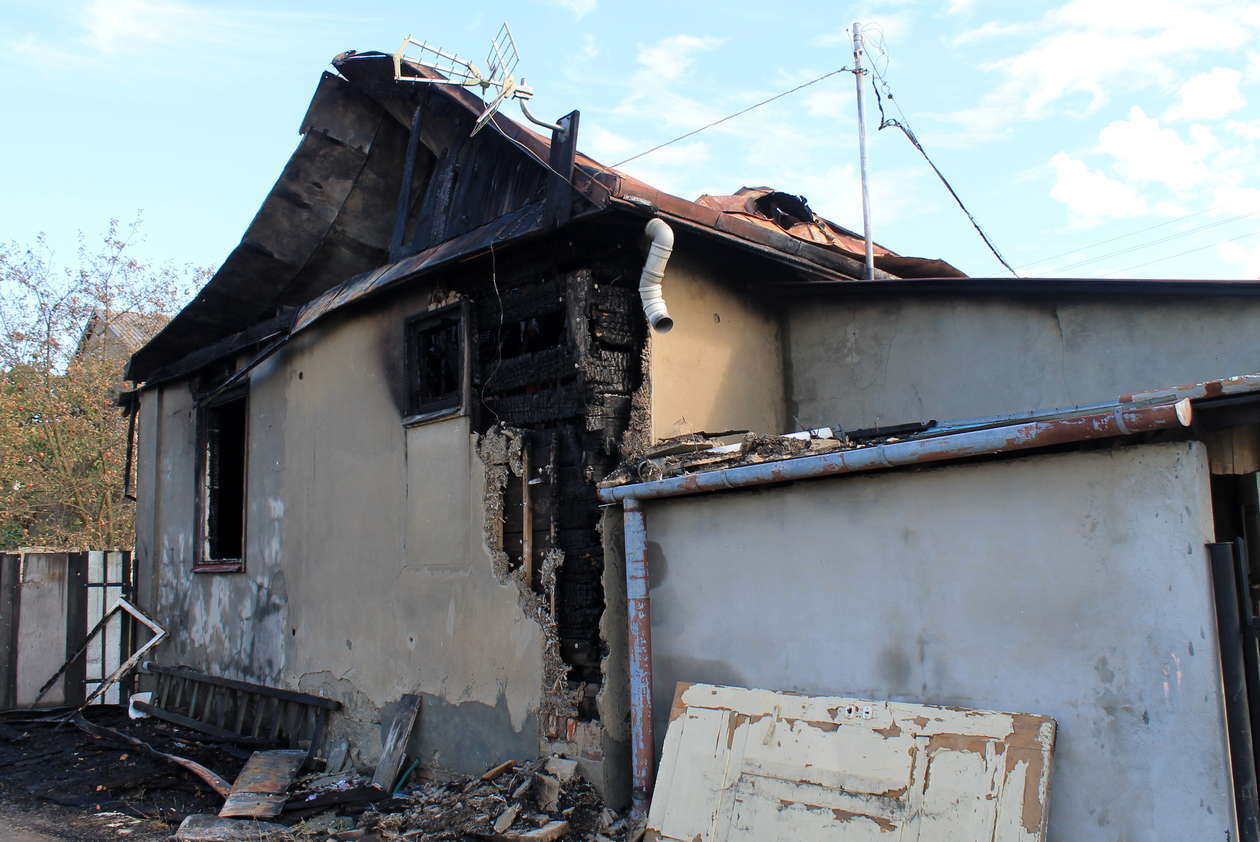 Pożar w Kurowie, spłonął dom - Autor: Radosław Szczęch
