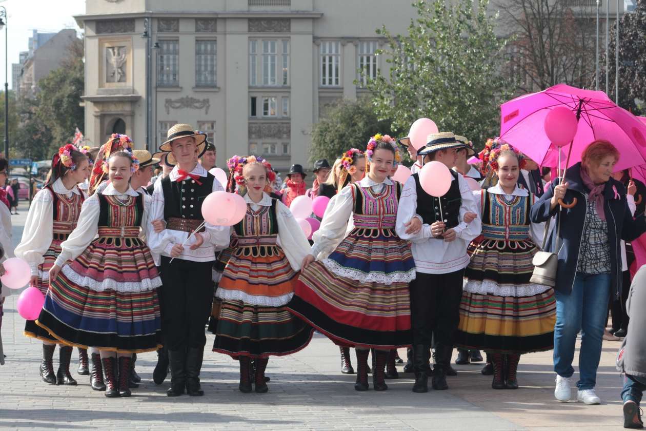  Marsz Różowej Wstążki w Lublinie	 (zdjęcie 6) - Autor: Mirosław Trembecki