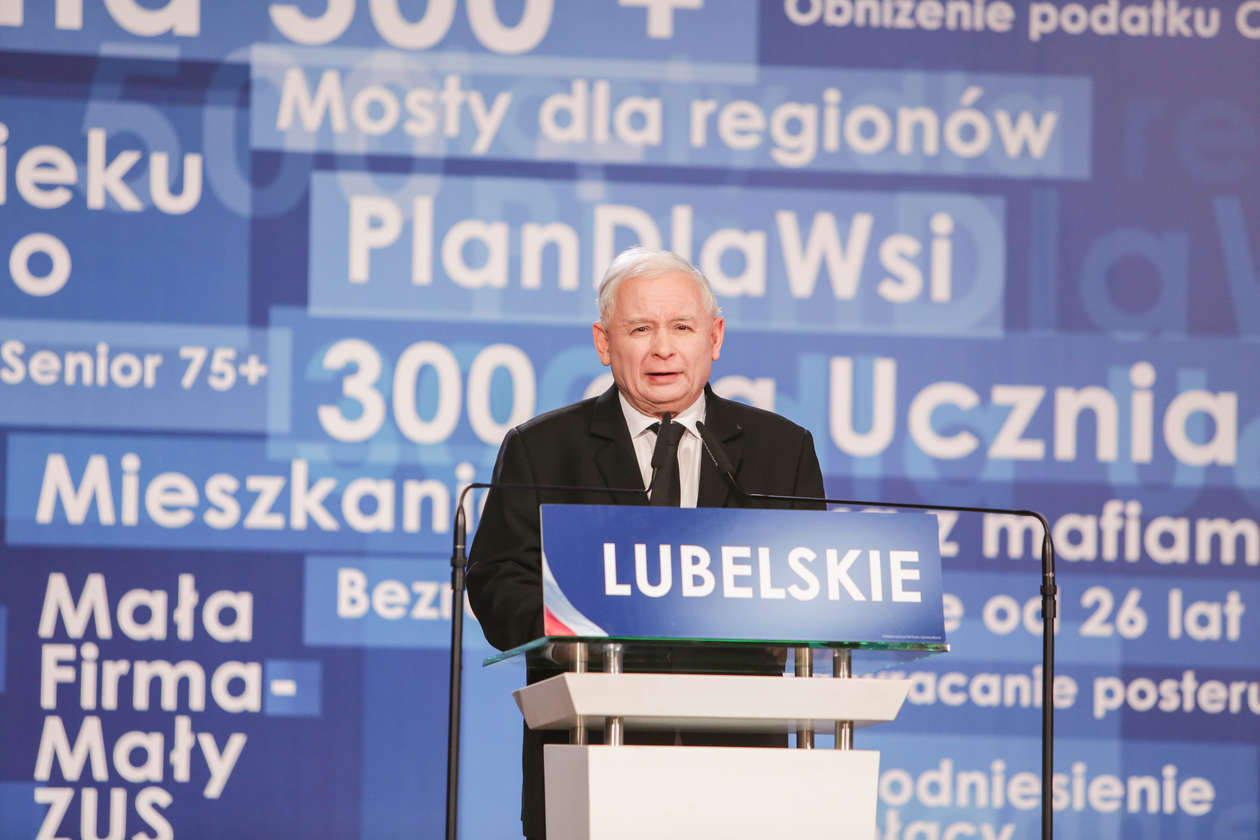  Konwencja PiS w Lublinie z udziałem prezesa Jarosława Kaczyńskiego (zdjęcie 9) - Autor: Krzysztof Mazur