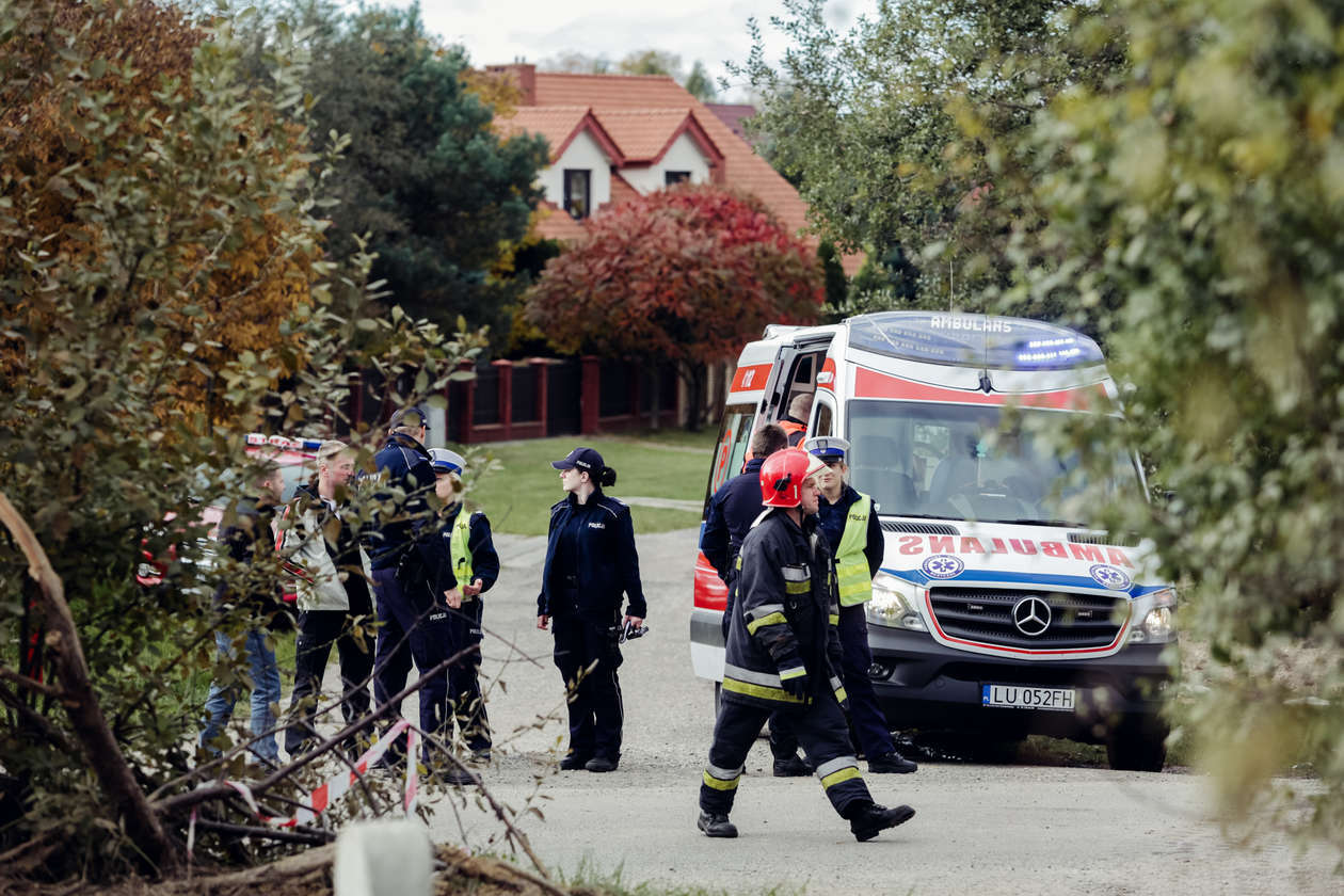  Lublin: Wjechała w skrzynkę gazową, doszło do pożaru (zdjęcie 37) - Autor: Krzysztof Mazur