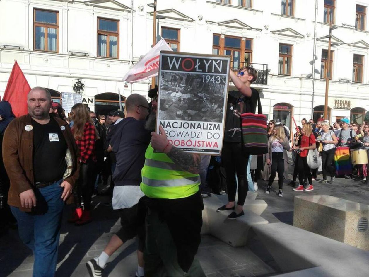  Marsz Równości i kontrmanifestacja w Lublinie (zdjęcie 8) - Autor: Monika Blandyna Lewkowicz