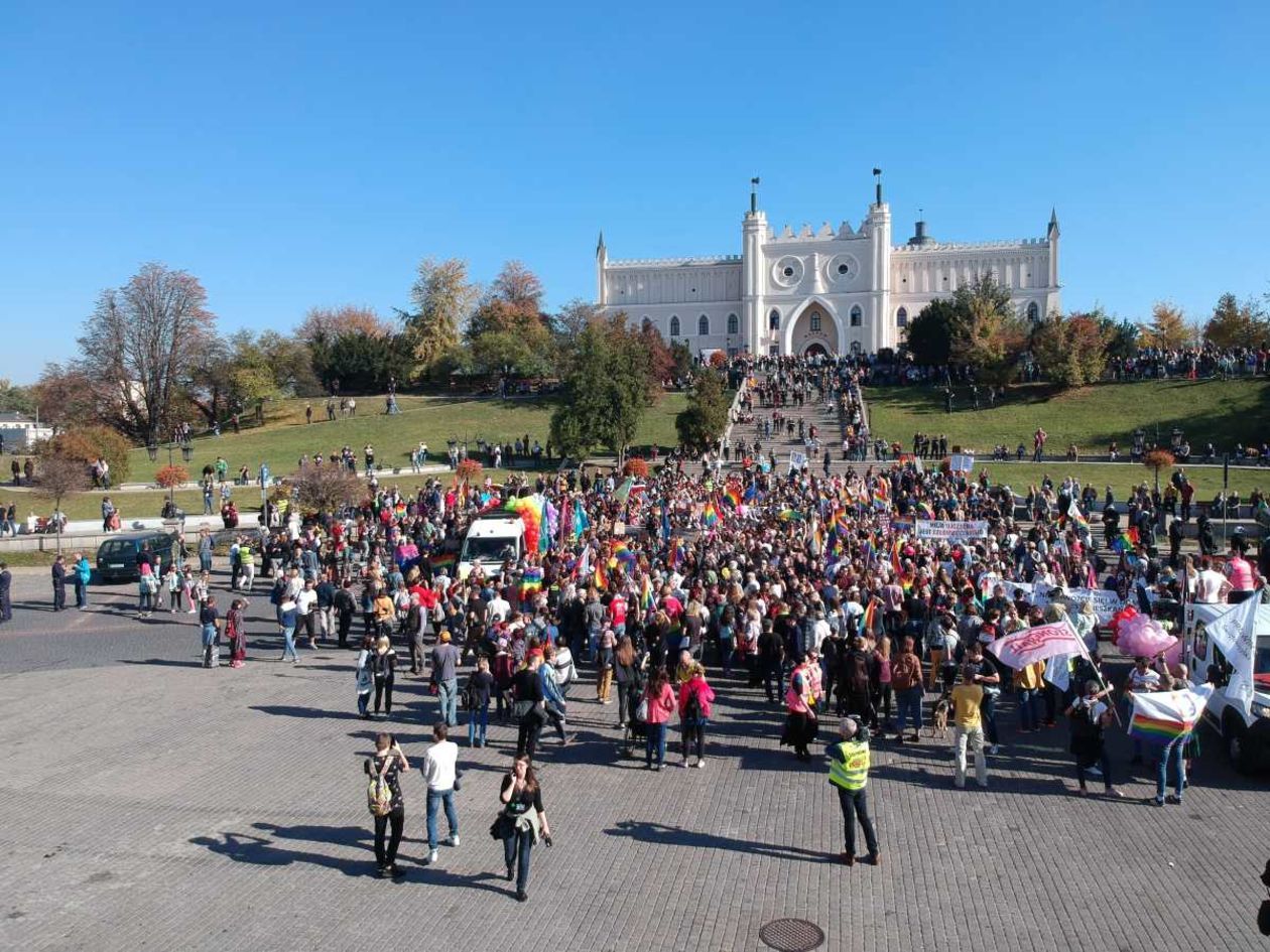  Marsz Równości i kontrmanifestacja w Lublinie zdjęcia z drona (zdjęcie 28) - Autor: Maciej Kaczanowski