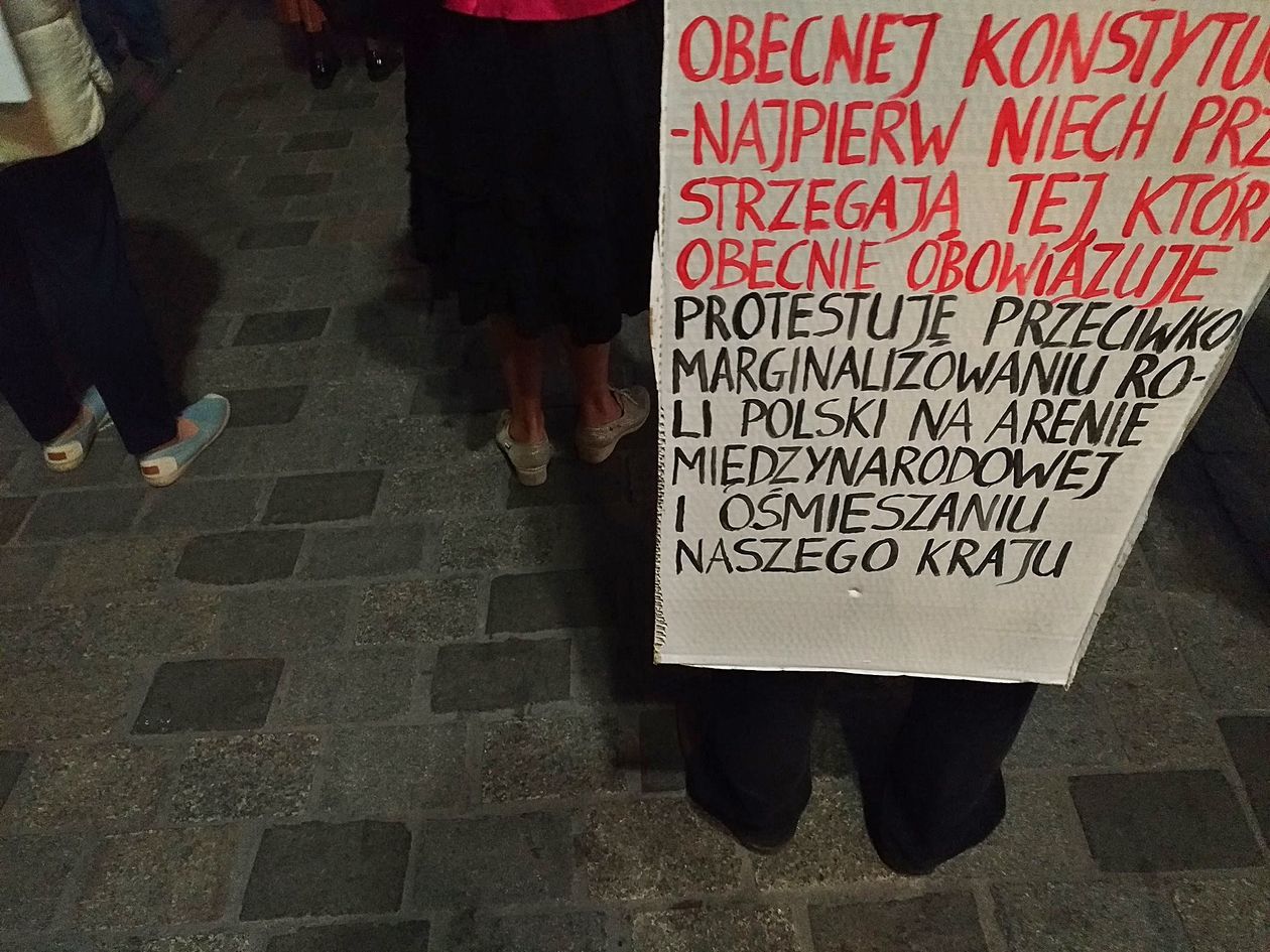  Działacze KOD uczcili w Lublinie pamięć Piotra Szczęsnego  - Autor: Agnieszka Mazuś