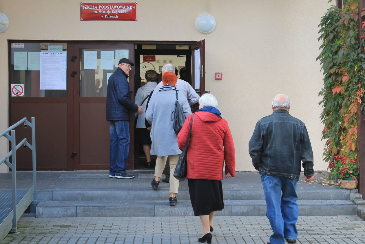  Wybory samorządowe 2018 w Puławach (zdjęcie 4) - Autor: Radosław Szczęch