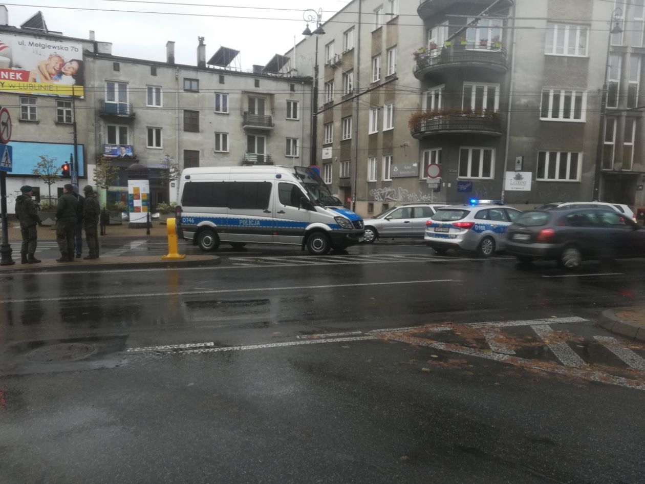 Lublin: Wypadek na skrzyżowaniu ul. Narutowicza i Lipowej (zdjęcie 4) - Autor: TG