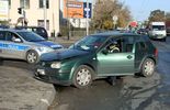 Wypadek na skrzyżowaniu ulicy Nowy Świat i Kunickiego (zdjęcie 3)