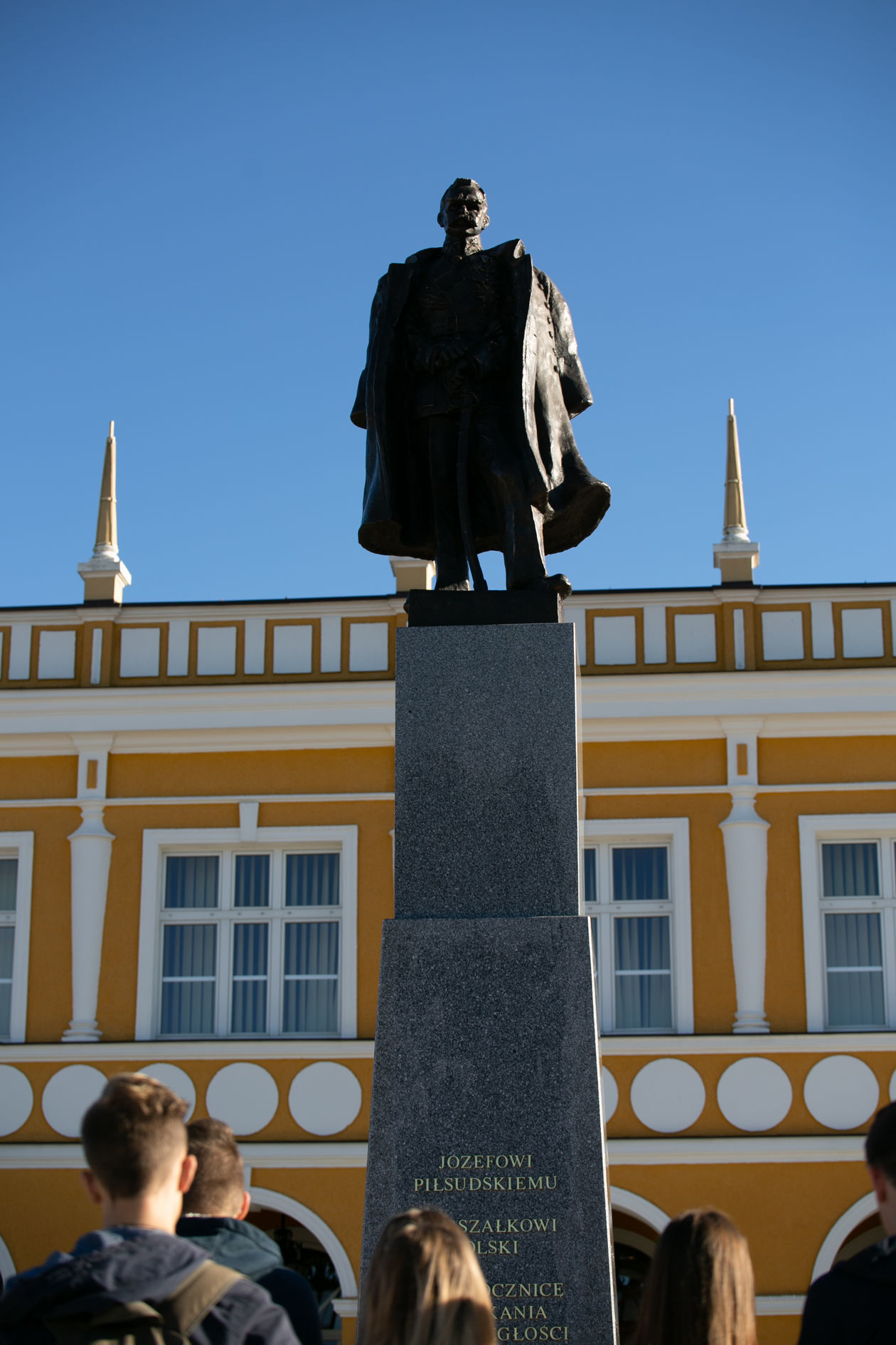  Pomnik Józefa Piłsudskiego w Zamościu. Próba odsłonięcia (zdjęcie 7) - Autor: Kazimierz Chmiel