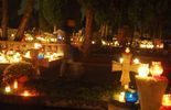 Dzień Wszystkich Świętych: cmentarz przy ul. Walecznych (zdjęcie 3)
