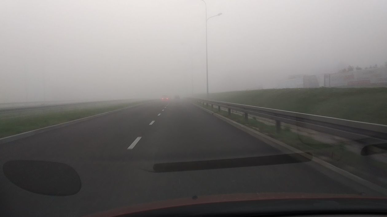  Mgła w Lublinie (zdjęcie 9) - Autor: Łukasz Minkiewicz