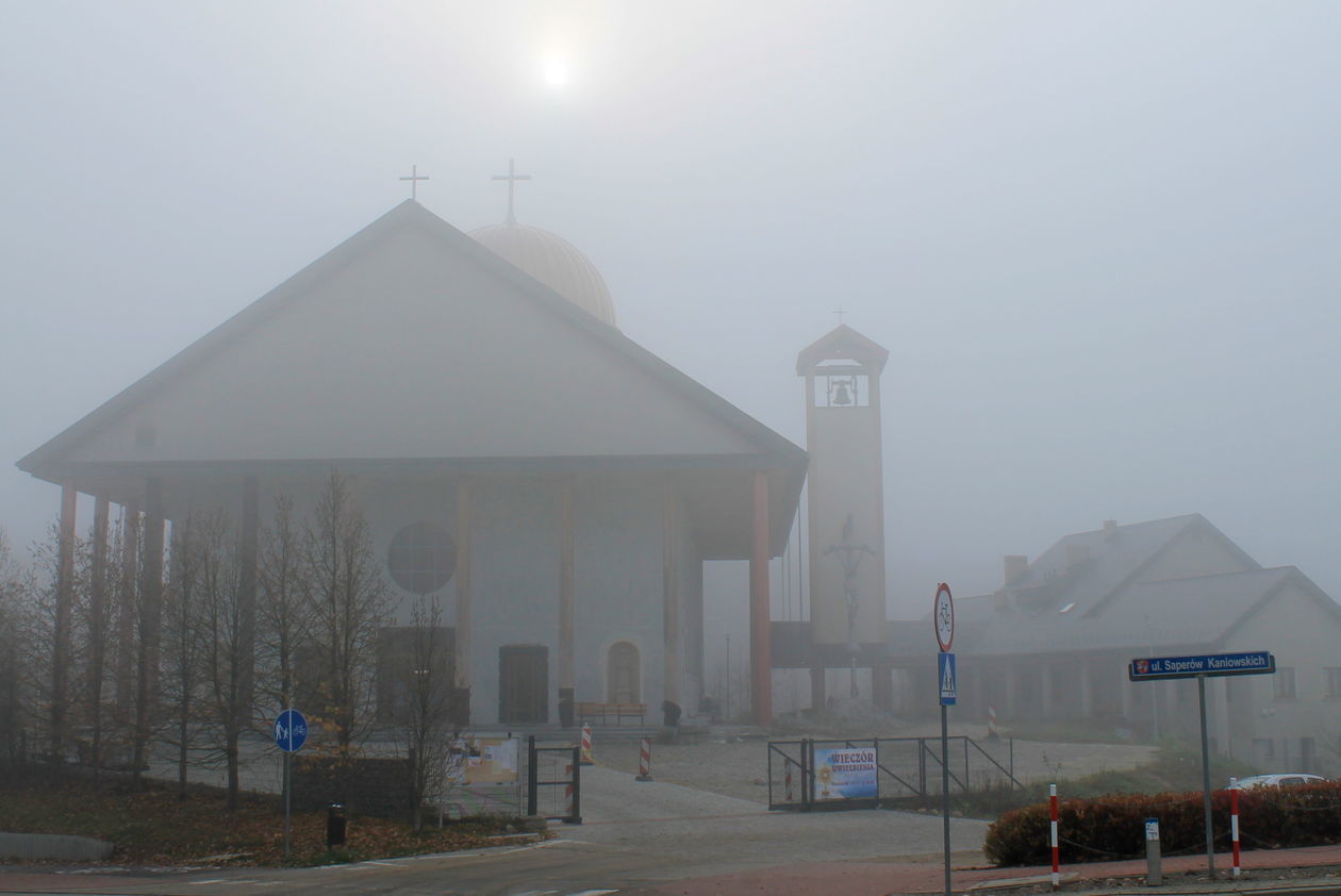  Mgła w Puławach  (zdjęcie 13) - Autor: Radosław Szczęch