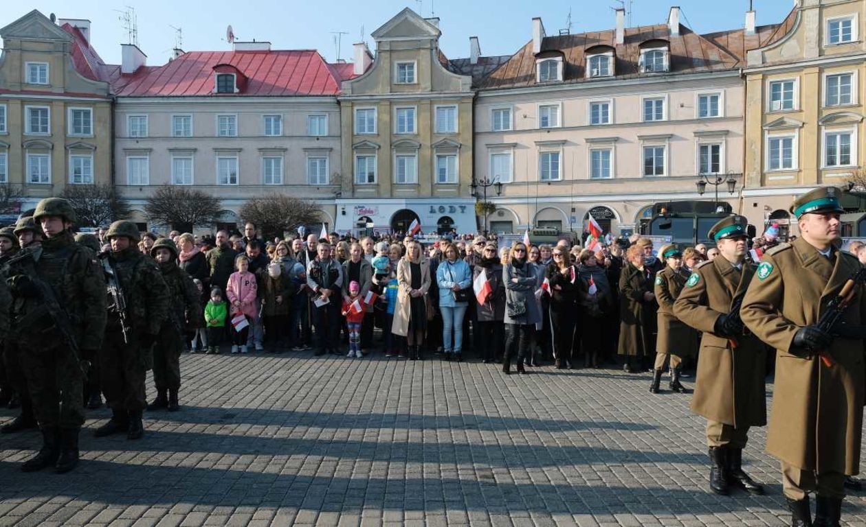  Narodowe Święto Niepodległości w Lublinie (zdjęcie 4) - Autor: Maciej Kaczanowski