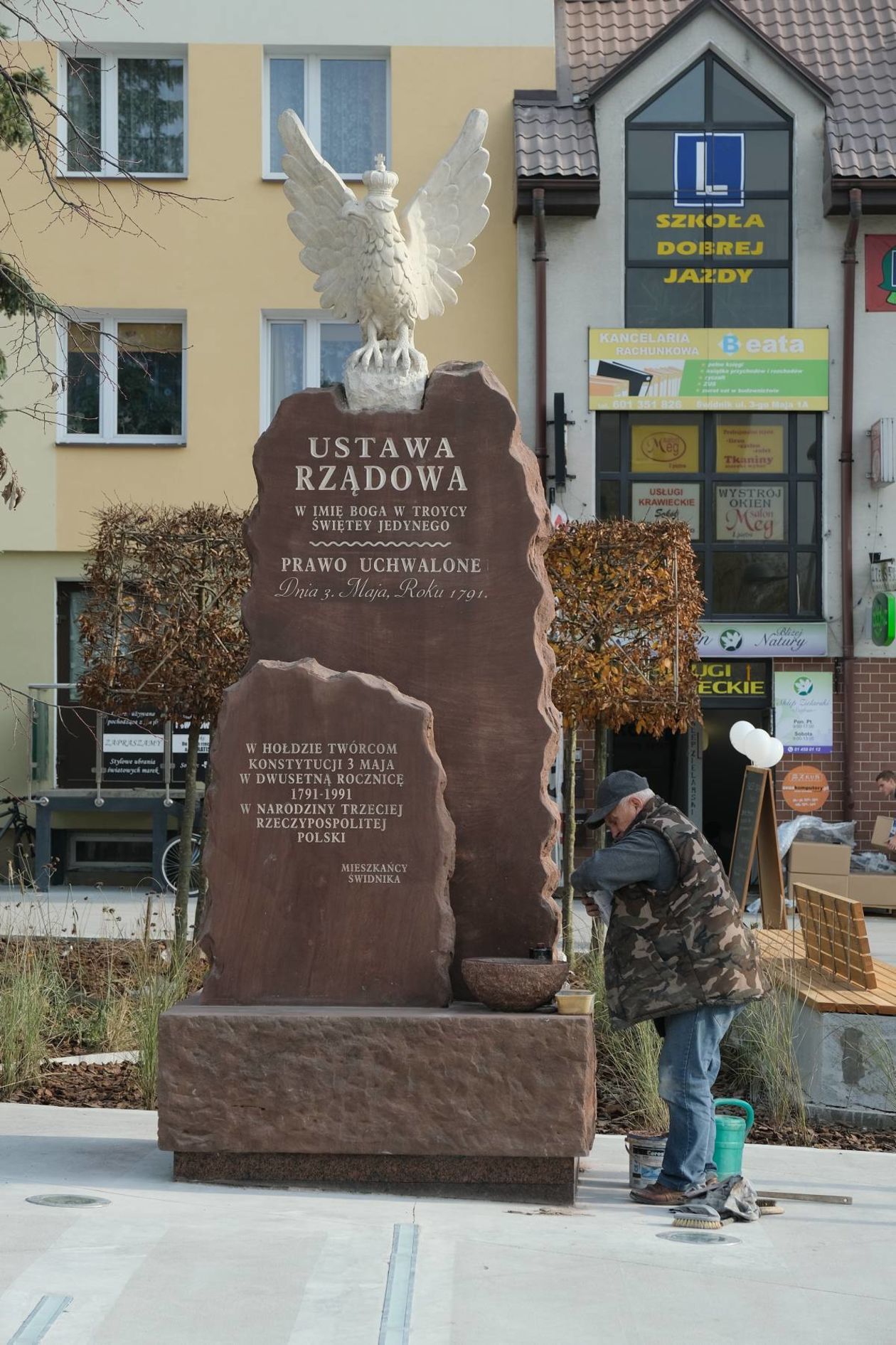  Świdnicki plac Konstytucji 3 Maja po remoncie (zdjęcie 17) - Autor: Maciej Kaczanowski