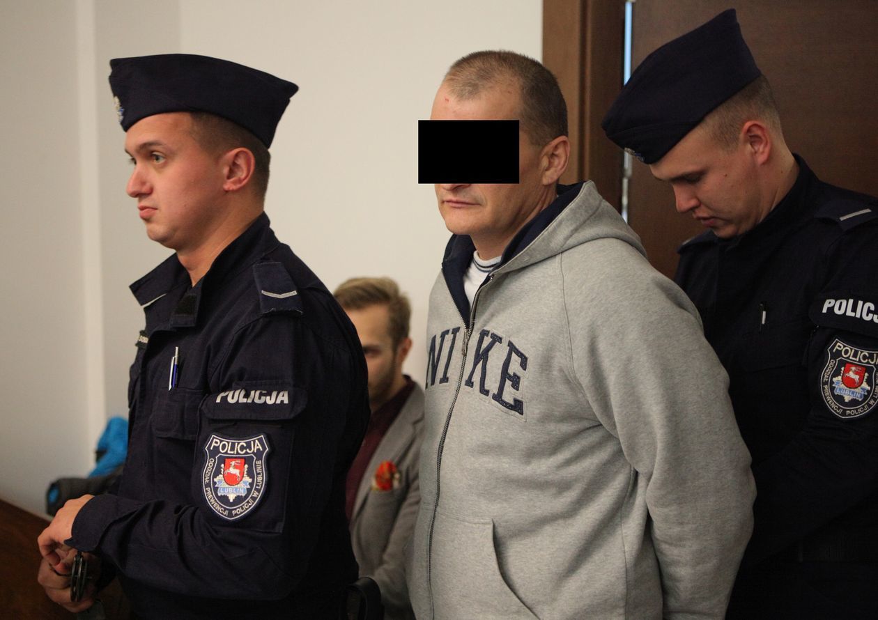 Proces oskarżonych o gwałcenie bezdomnej kobiety  (zdjęcie 5) - Autor: Jacek Szydłowski