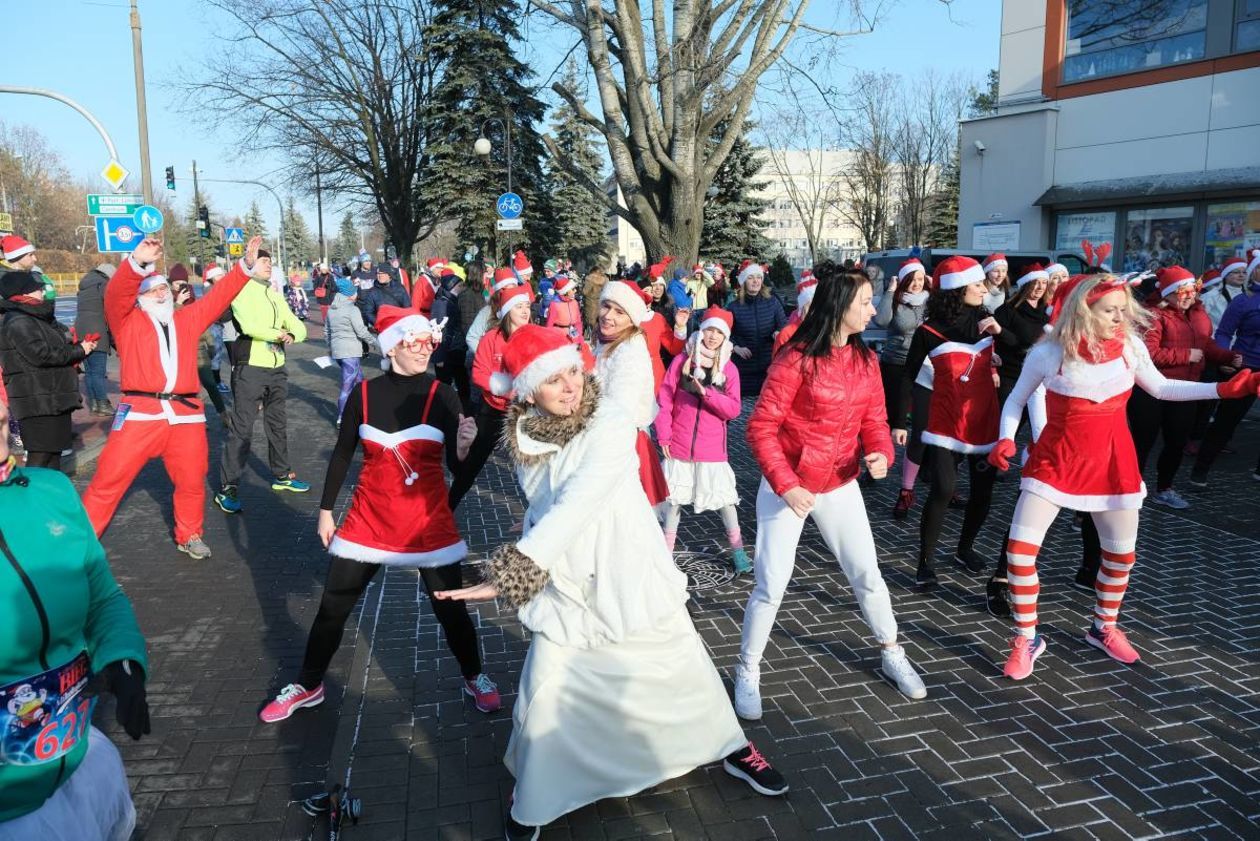  Bieg Mikołajów w Świdniku (zdjęcie 37) - Autor: Maciej Kaczanowski