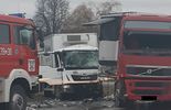 Wypadek w Ciecierzynie: Zderzenie ciężarówek (zdjęcie 2)