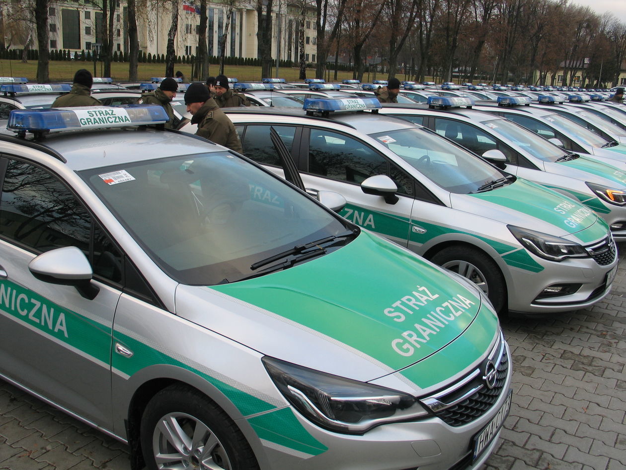  120 nowych samochodów służbowych dla straży granicznej (zdjęcie 3) - Autor: Jacek Barczyński