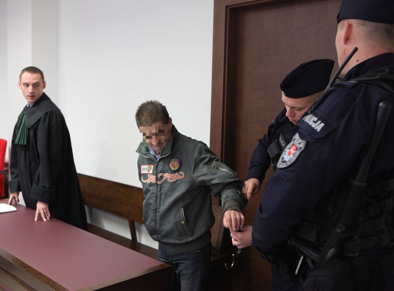  Dariusz W. skazany za uduszenie żony  (zdjęcie 2) - Autor: Jacek Szydłowski