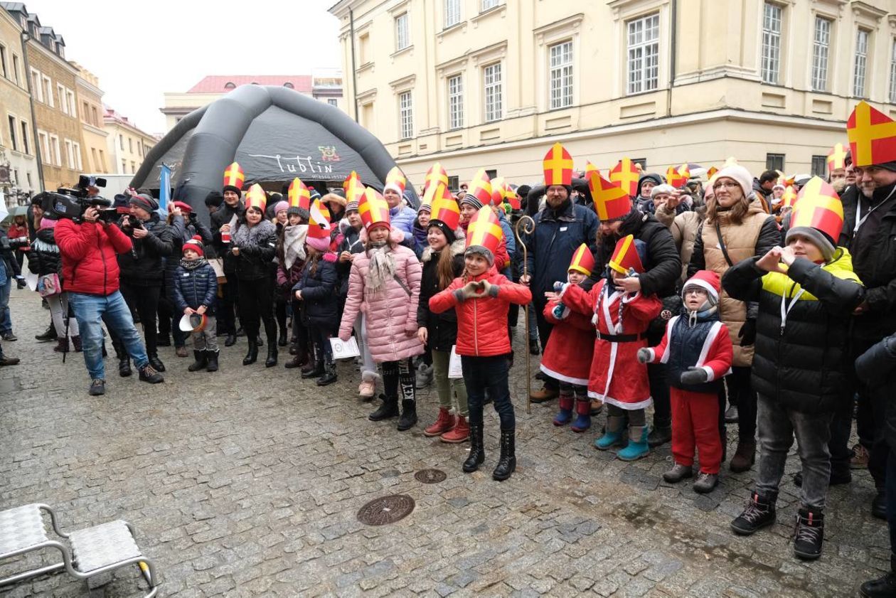 Orszak Świętego Mikołaja w Lublinie (zdjęcie 17) - Autor: Maciej Kaczanowski