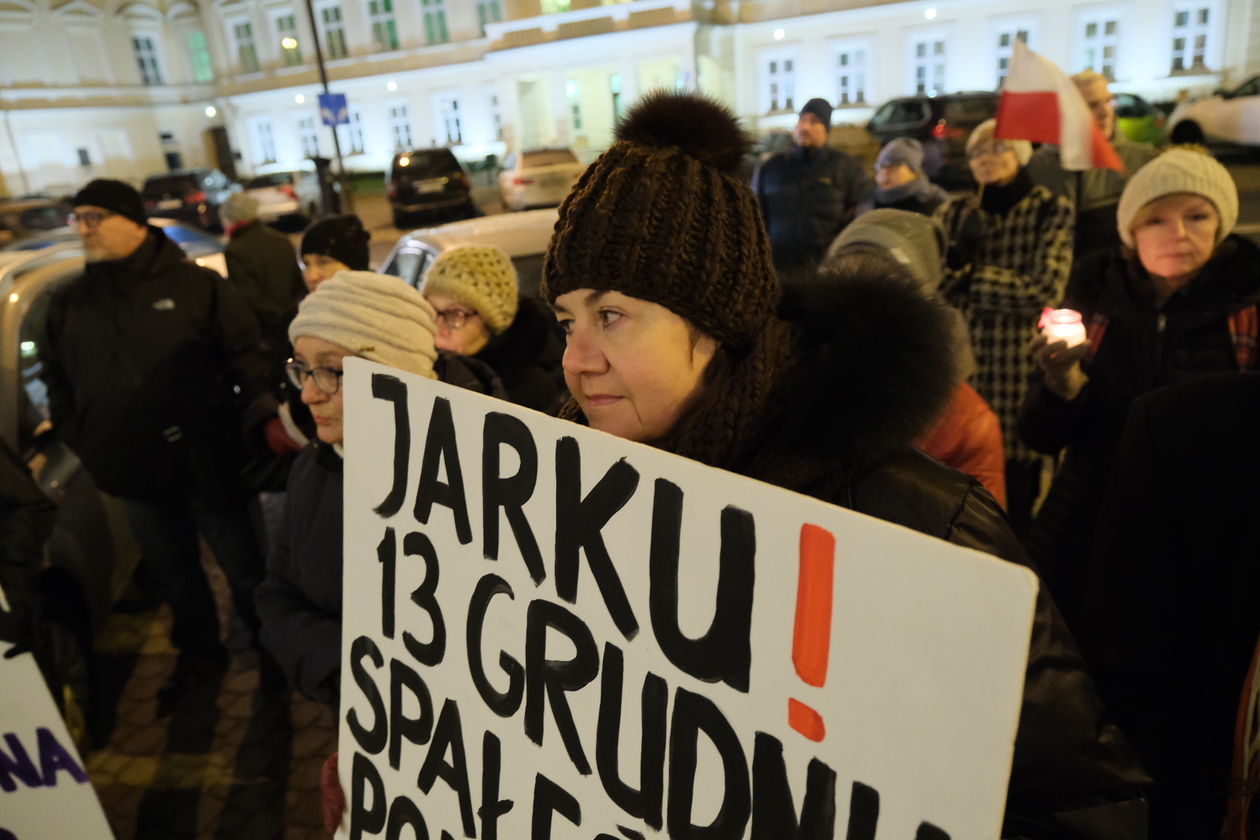  Pikieta w obronie wolnych sądów w Lublinie (zdjęcie 10) - Autor: Maciej Kaczanowski