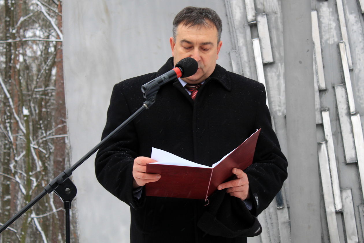  Odsłonięcie pomnika puławskiej Solidarności (zdjęcie 34) - Autor: Radosław Szczęch