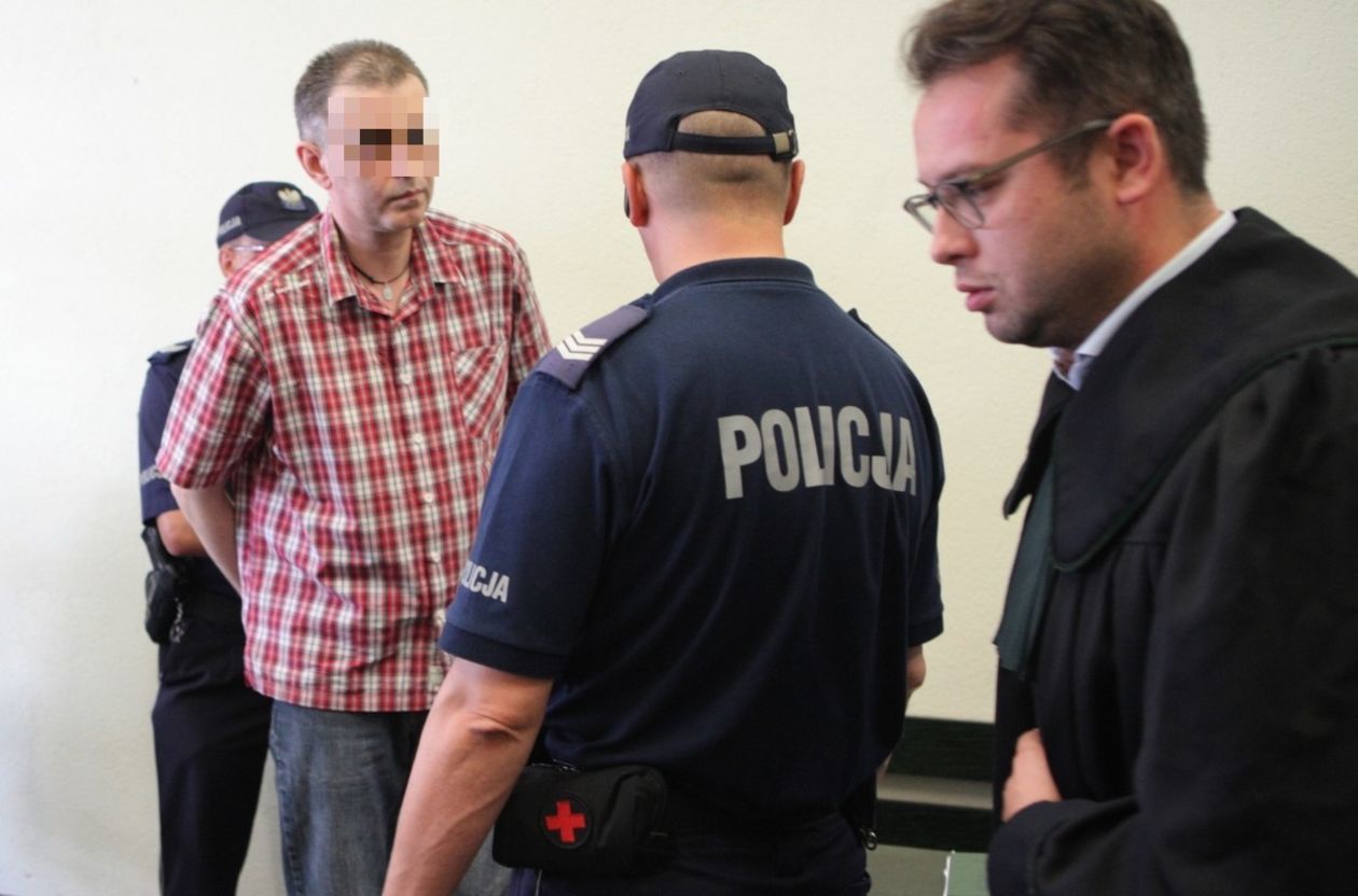  Policjanci razili prądem mężczyznę. Sąd bezwzględny (zdjęcie 5) - Autor: Jacek Szydłowski