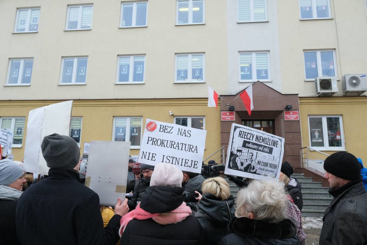  Protest pracowników sądów i prokuratury  - Autor: Maciej Kaczanowski