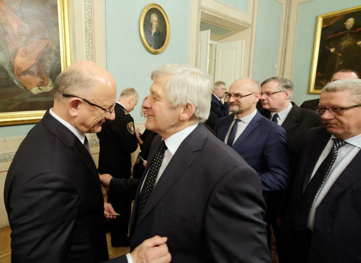  Spotkanie wigilijne zorganizowane przez prezydenta Krzysztofa Żuka (zdjęcie 28) - Autor: Maciej Kaczanowski