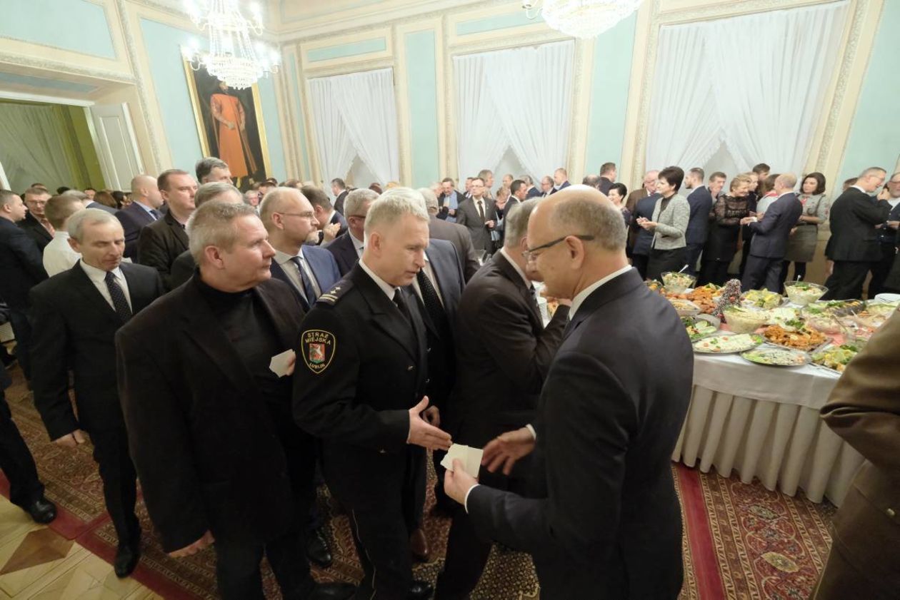  Spotkanie wigilijne zorganizowane przez prezydenta Krzysztofa Żuka (zdjęcie 27) - Autor: Maciej Kaczanowski