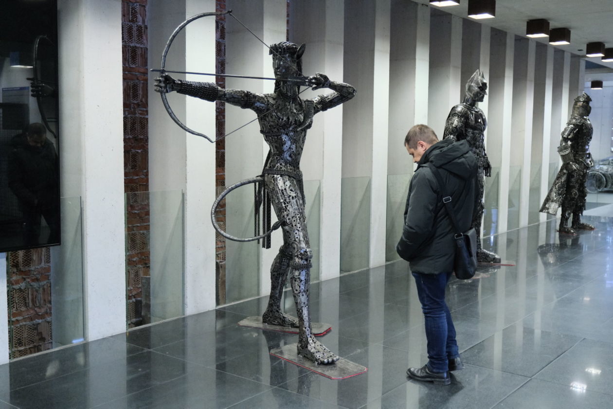  Galeria figur stalowych w CSK (zdjęcie 23) - Autor: Maciej Kaczanowski