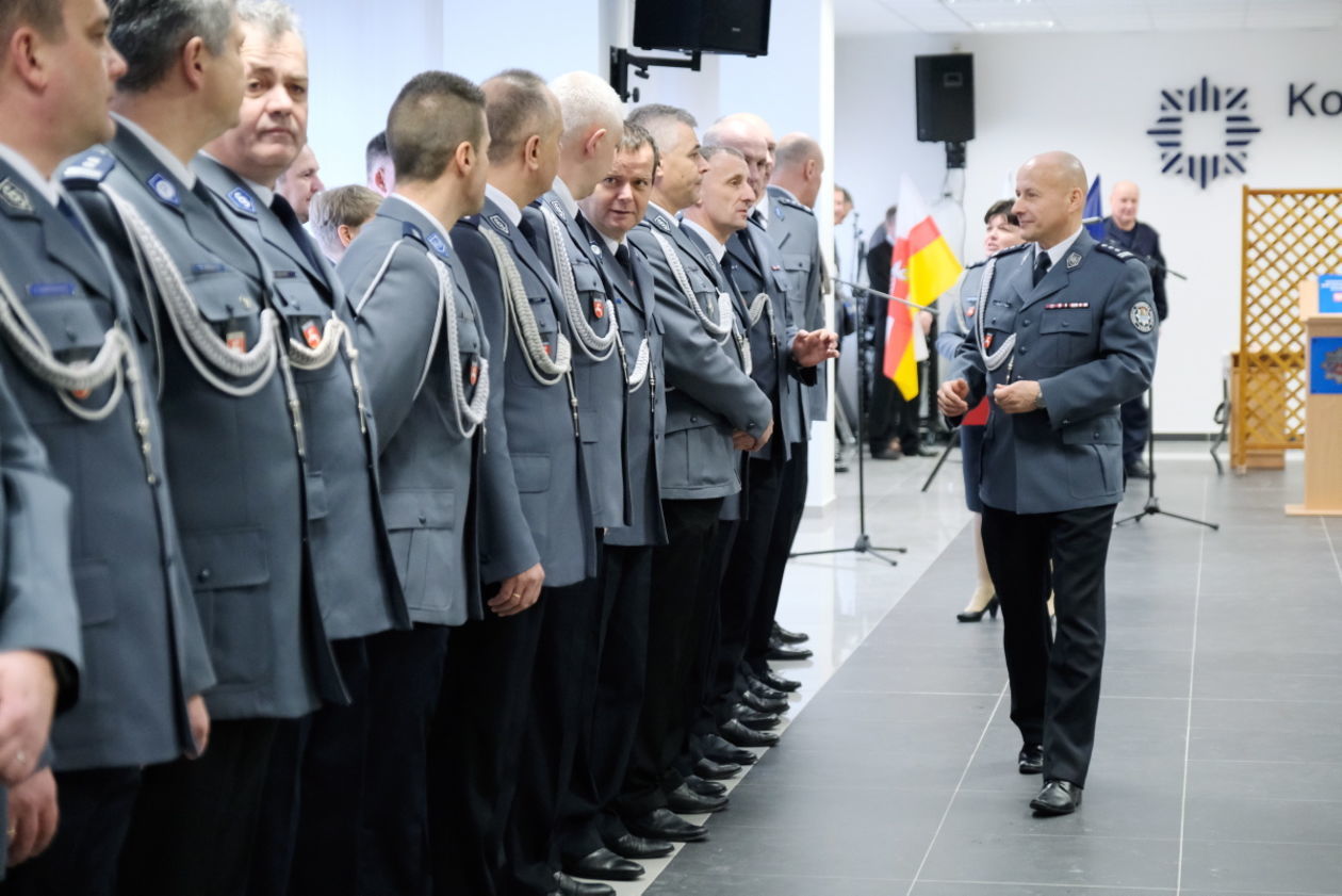  Ślubowanie policjantów w KMP Lublin (zdjęcie 5) - Autor: Maciej Kaczanowski