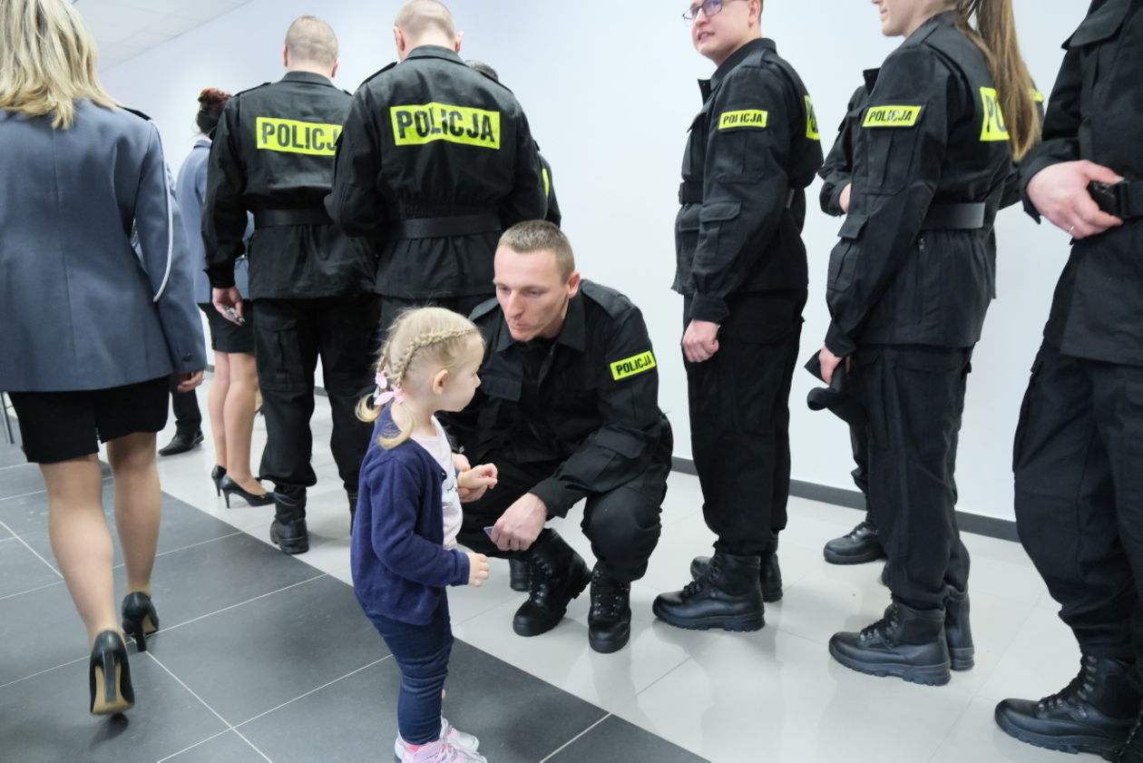  Ślubowanie policjantów w KMP Lublin (zdjęcie 60) - Autor: Maciej Kaczanowski