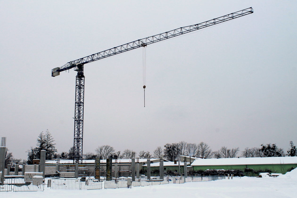 Budowa hali sportowej w Puławach (zdjęcie 11) - Autor: Radosław Szczęch