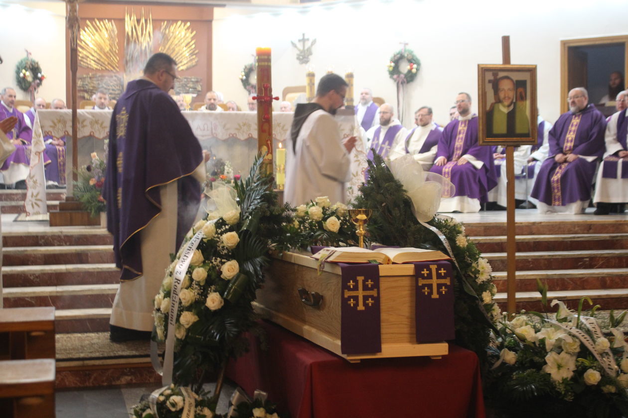  Pogrzeb zakonnika Piotra Hejno (zdjęcie 18) - Autor: Mirosław Trembecki