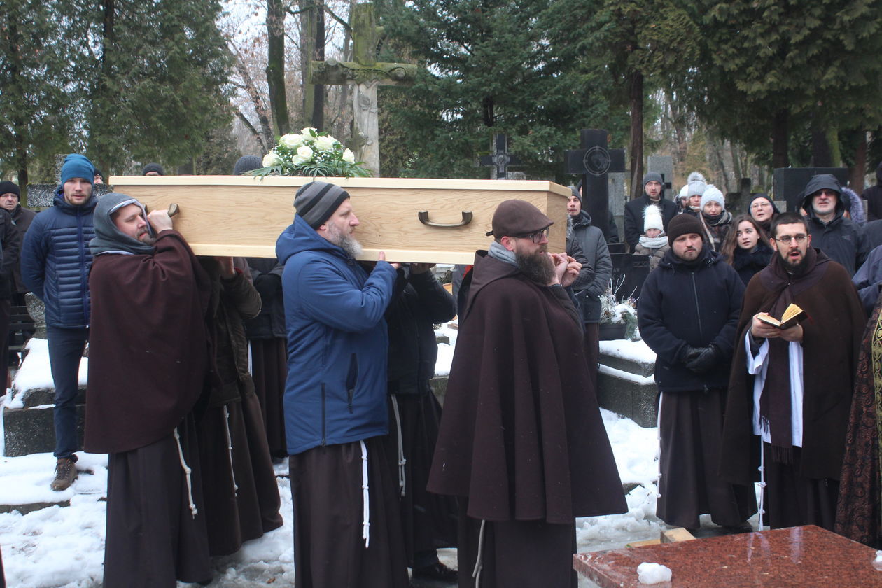  Pogrzeb zakonnika Piotra Hejno (zdjęcie 7) - Autor: Mirosław Trembecki
