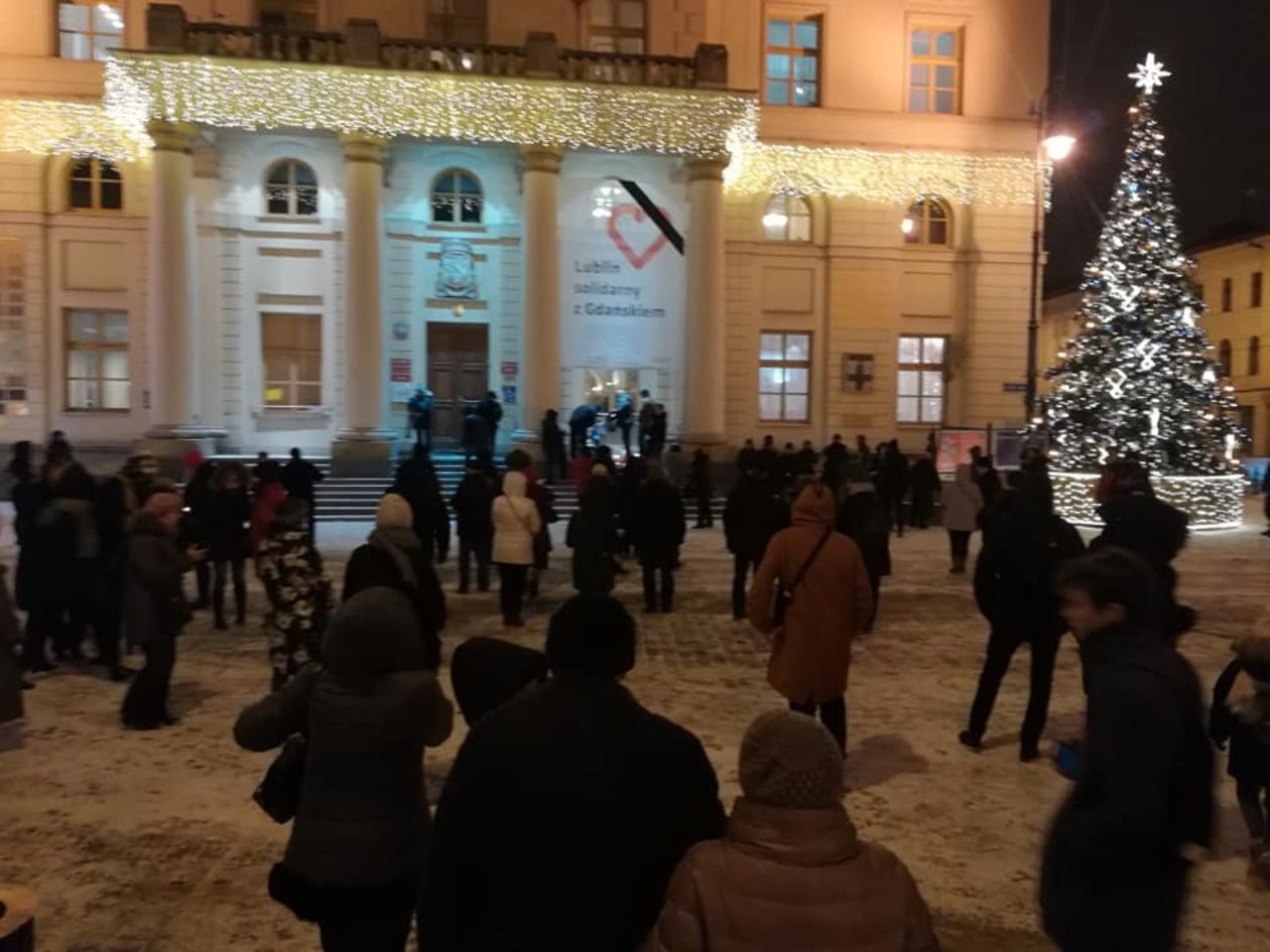  Manifestacja przeciwko nienawiści i przemocy w Lublinie (zdjęcie 6) - Autor: toma