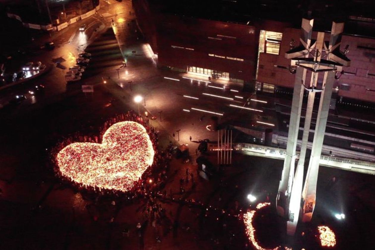  Pożegnanie prezydenta Gdańska Pawła Adamowicza (zdjęcie 11) - Autor: Łukasz Ogrodziński/gdansk.pl