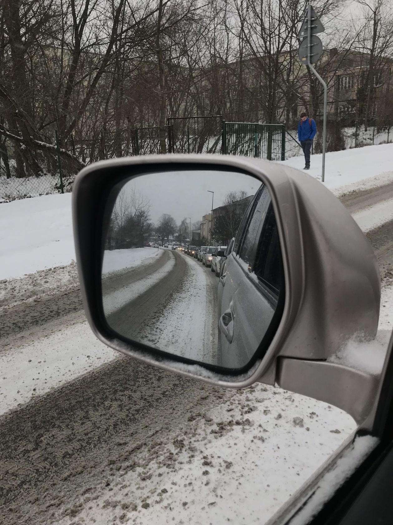  Trudne warunki na drogach w Lublinie i regionie (zdjęcie 8) - Autor: Czytelnik / alarm24