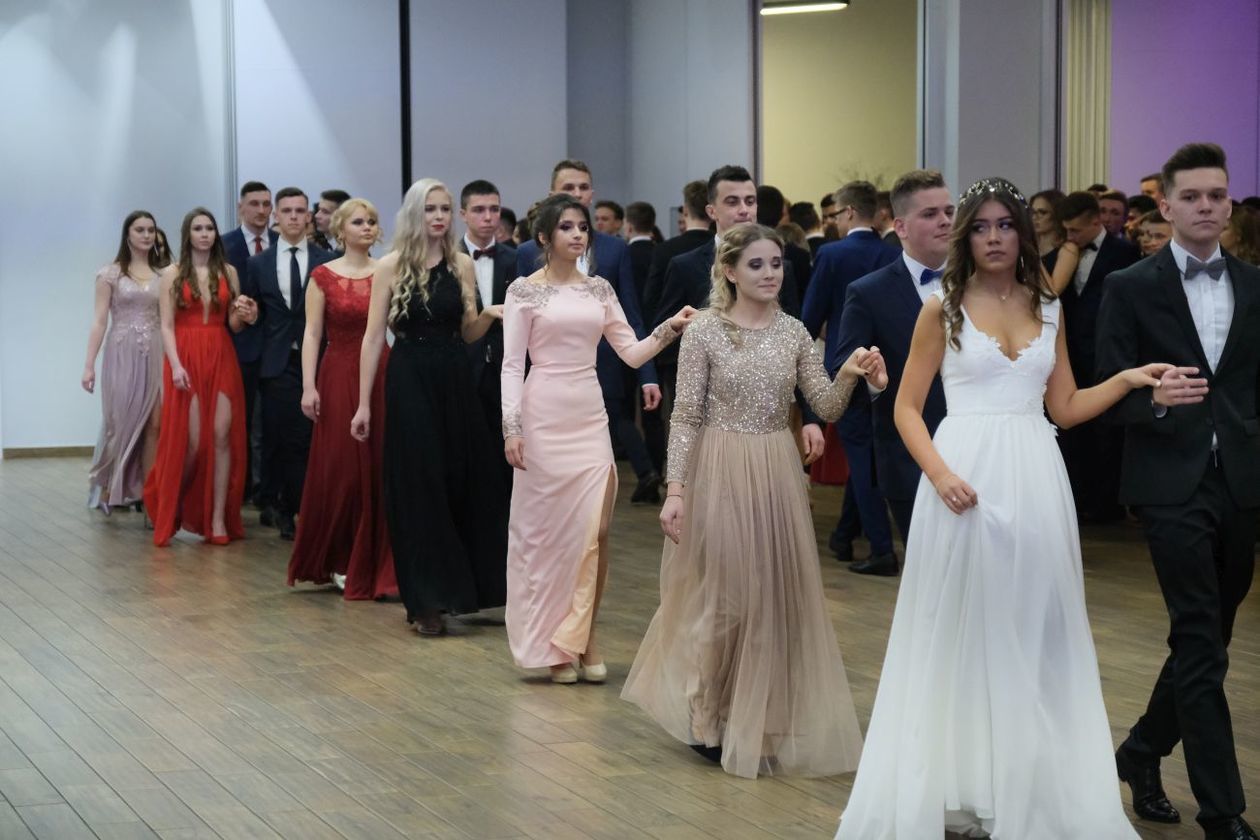  Studniówka 2019: Bal maturzystów XXIII LO w hotelu In Between (zdjęcie 39) - Autor: Maciej Kaczanowski