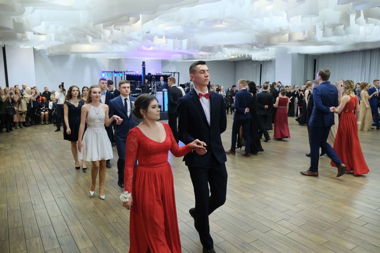  Studniówka 2019: Bal maturzystów XXIII LO w hotelu In Between (zdjęcie 153) - Autor: Maciej Kaczanowski