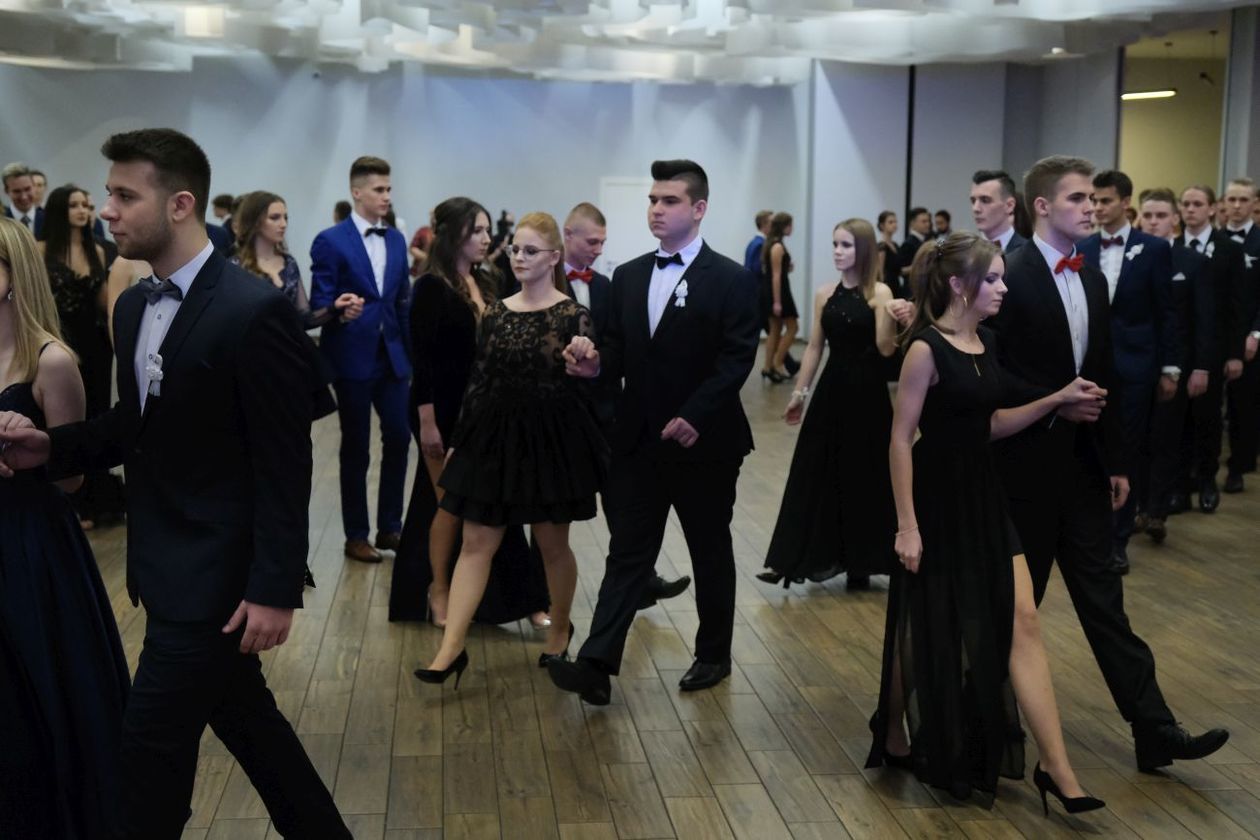  Studniówka 2019: Bal maturzystów XXIII LO w hotelu In Between (zdjęcie 85) - Autor: Maciej Kaczanowski