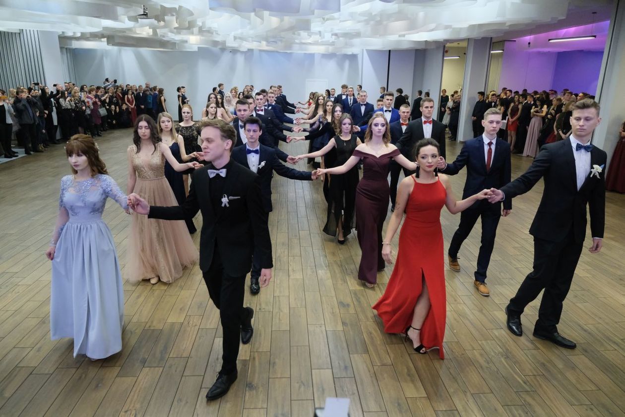  Studniówka 2019: Bal maturzystów XXIII LO w hotelu In Between (zdjęcie 96) - Autor: Maciej Kaczanowski