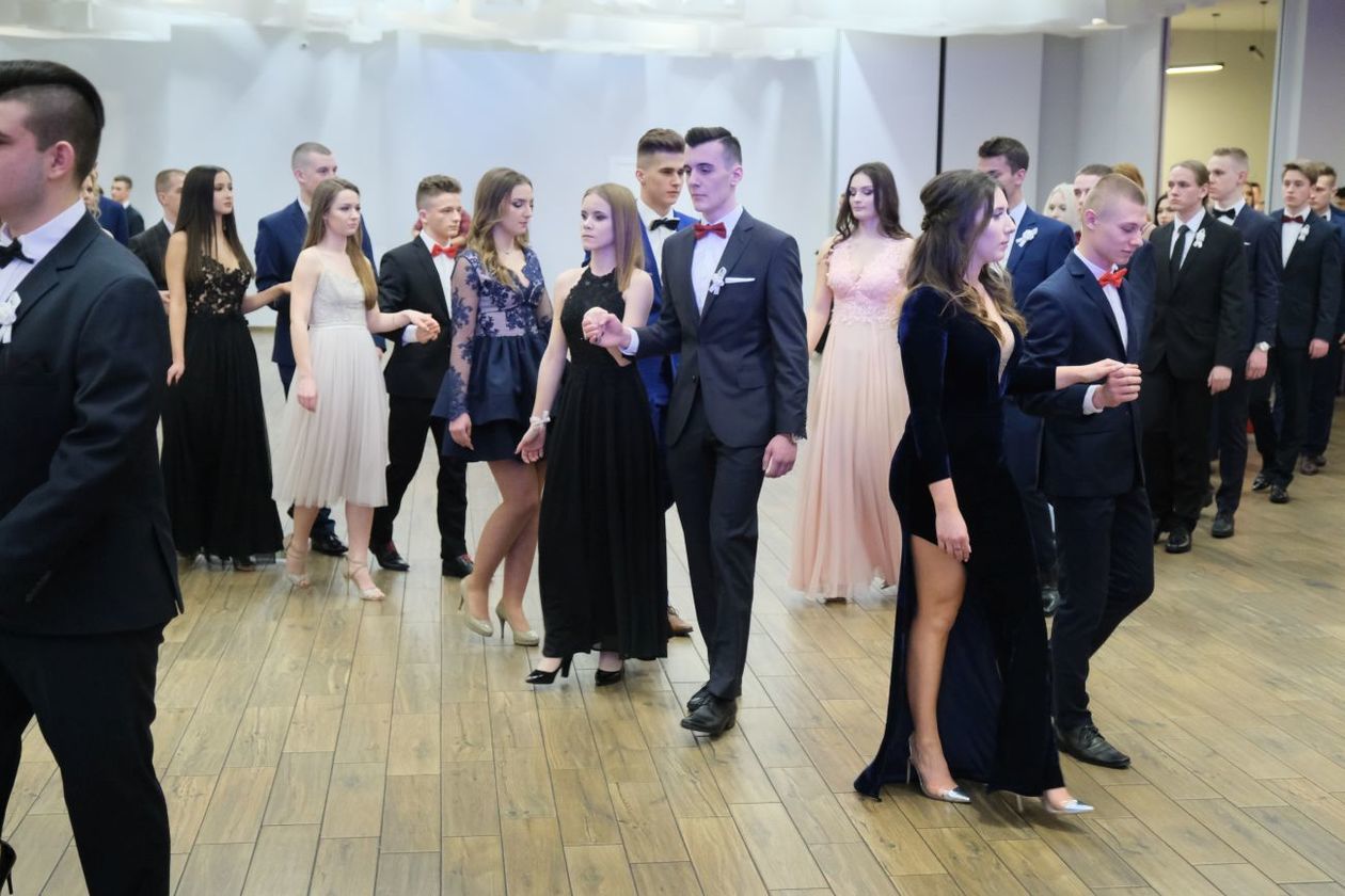  Studniówka 2019: Bal maturzystów XXIII LO w hotelu In Between (zdjęcie 86) - Autor: Maciej Kaczanowski